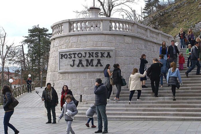 Posebna podzemna galerija Slovenije