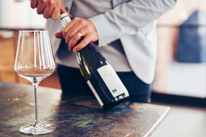 Vino posvećeno koronavirusu