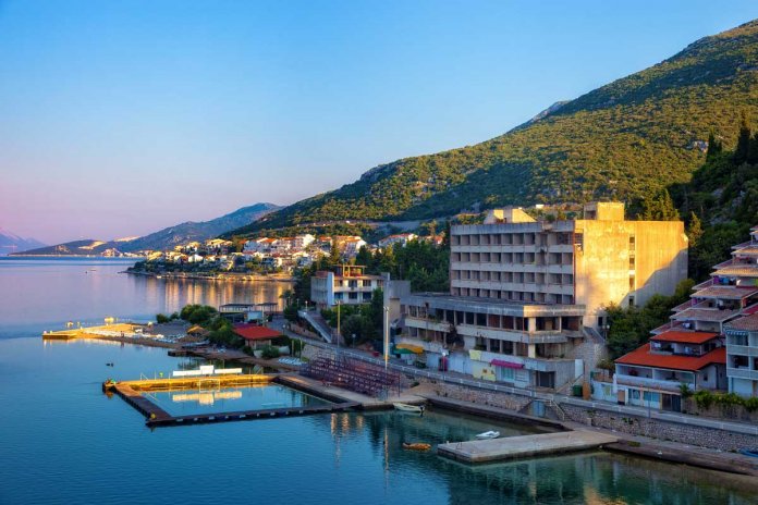Neum