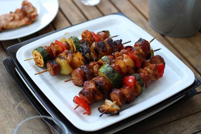 Frigărui, kebab na rumunski način raznjic