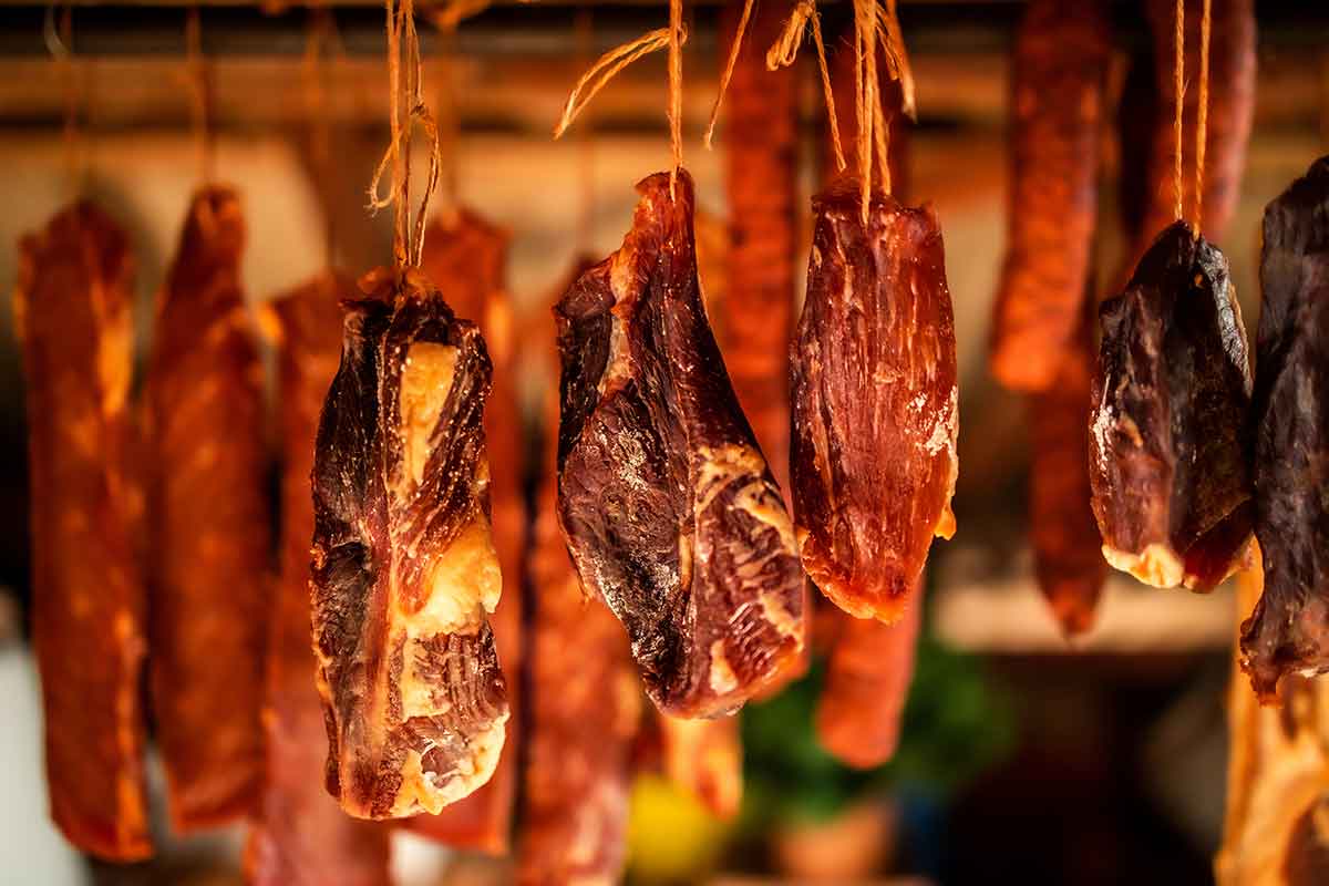 Najbolji proizvodi od mesa na svetu suvo meso dimljeno
