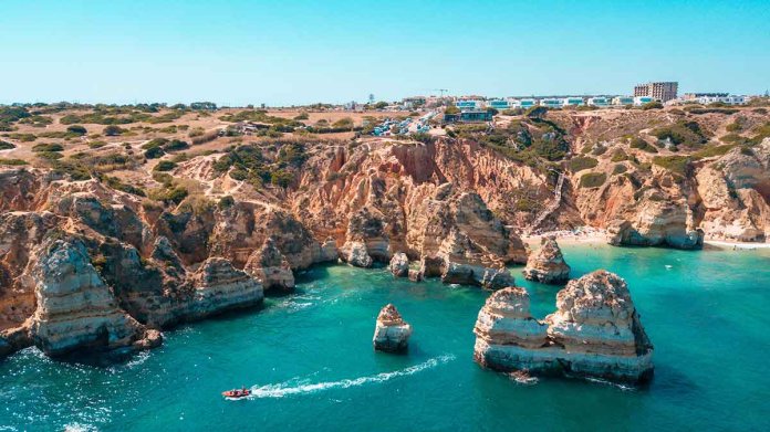 Sriveni i ušuškani Melides Portugal