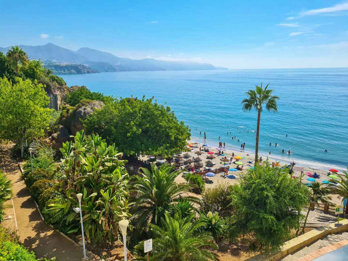 Malaga Španija plaža nerja