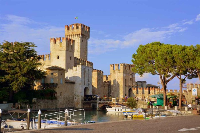 Sirmione - šarmantni gradić sa predivnim dvorcem