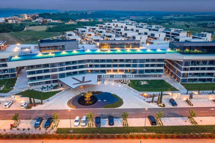 Petram Resort & Residences (1) Petram Resort & Residences