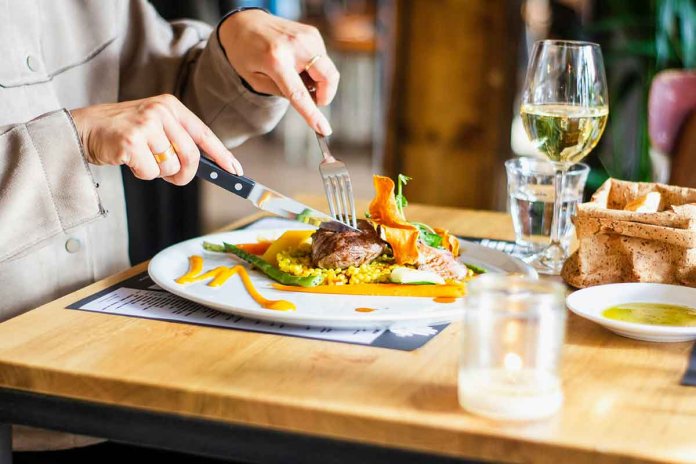 Restoran hrana vecera rucak Restoran hrana vecera rucak