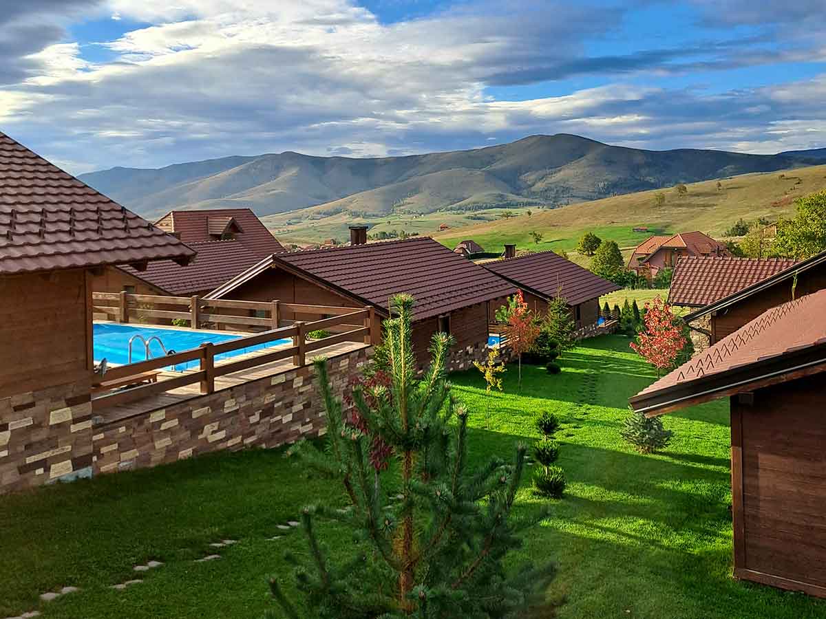 Mountain Golden Chalets, mesto gde se sreću tradicija i luksuz (1)