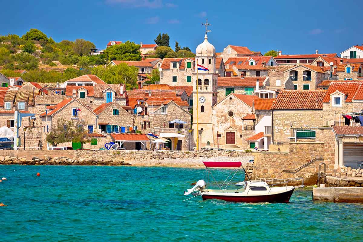 Prvić Hrvatska (3)
