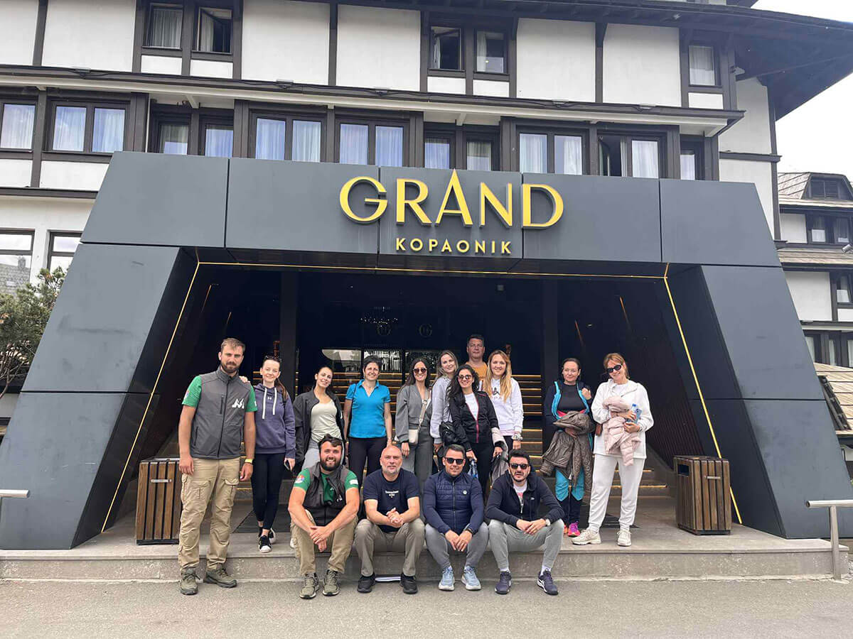 „Grandiozan“ timbilding na visini – Hotel Grand iz ugla kompanija
