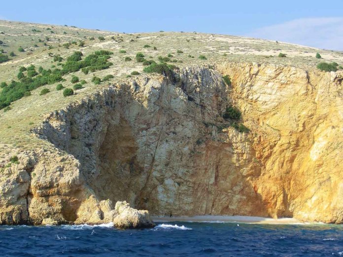 Zlatna plaža kavrner hrvatska