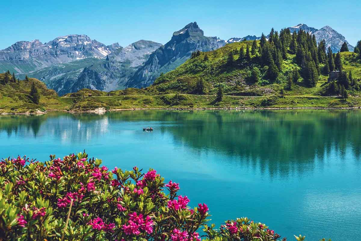 Najlepše jezero Italije Jezero Molveno Lago Di Molveno