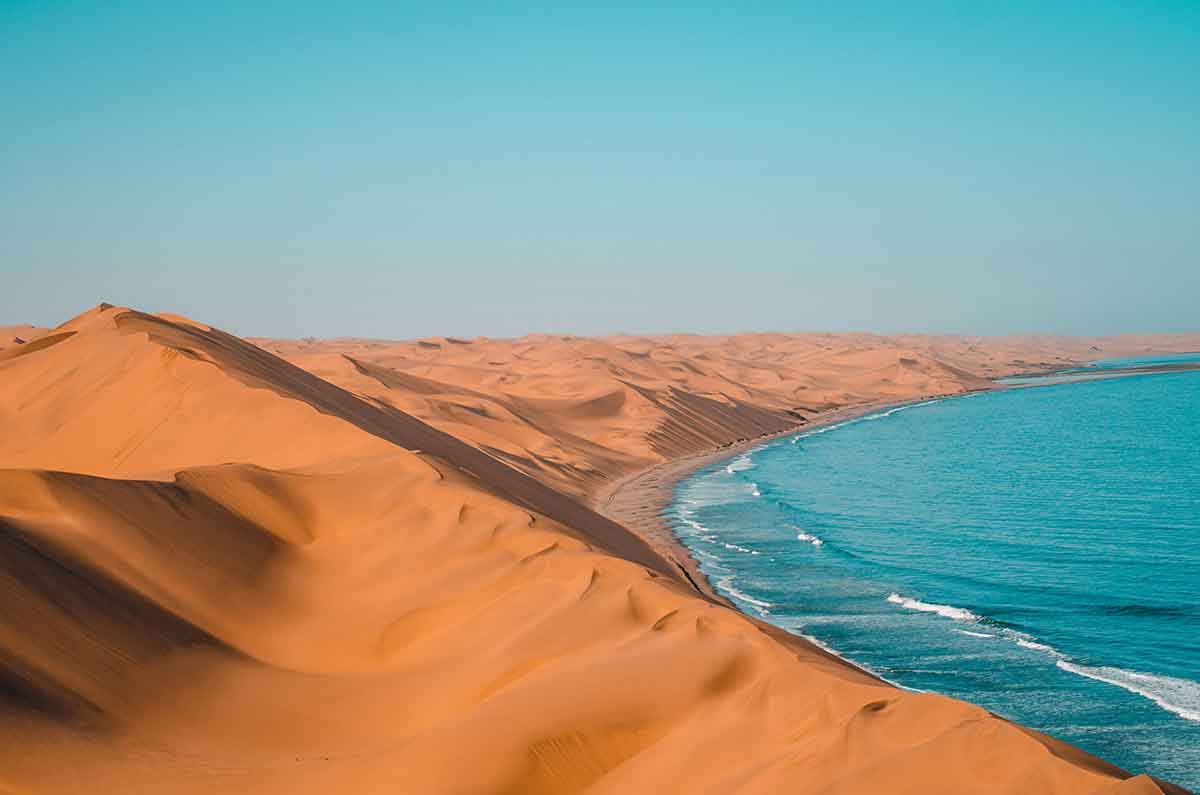 Tottori Sand Dunes dine pescane plaza namibija