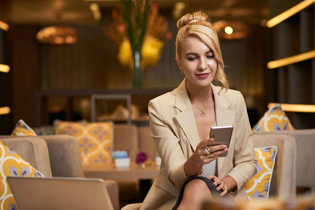 Digitalni konsierz hotel recepcija lobi