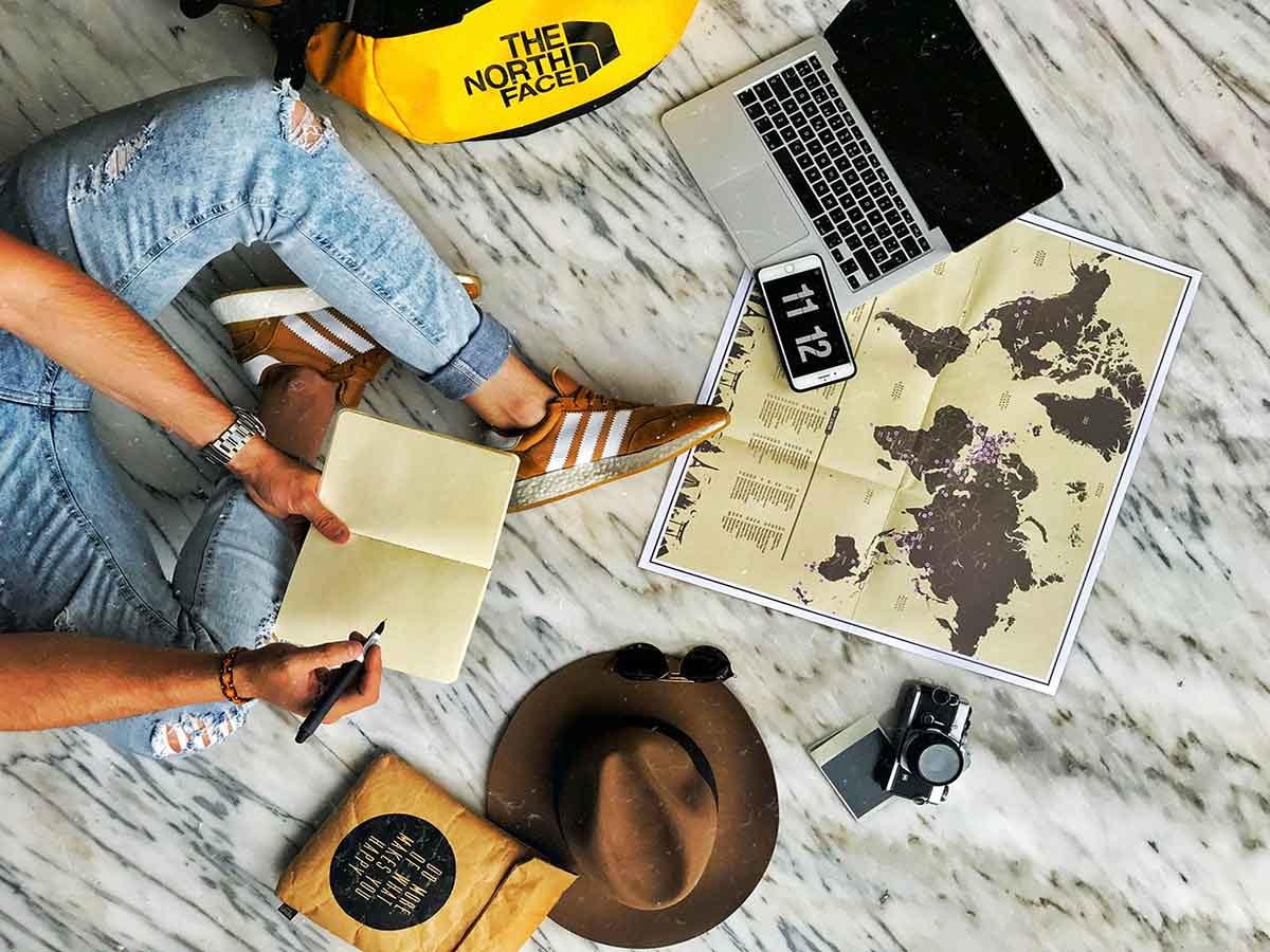 Putovanje planiranje turizam putnik mapa