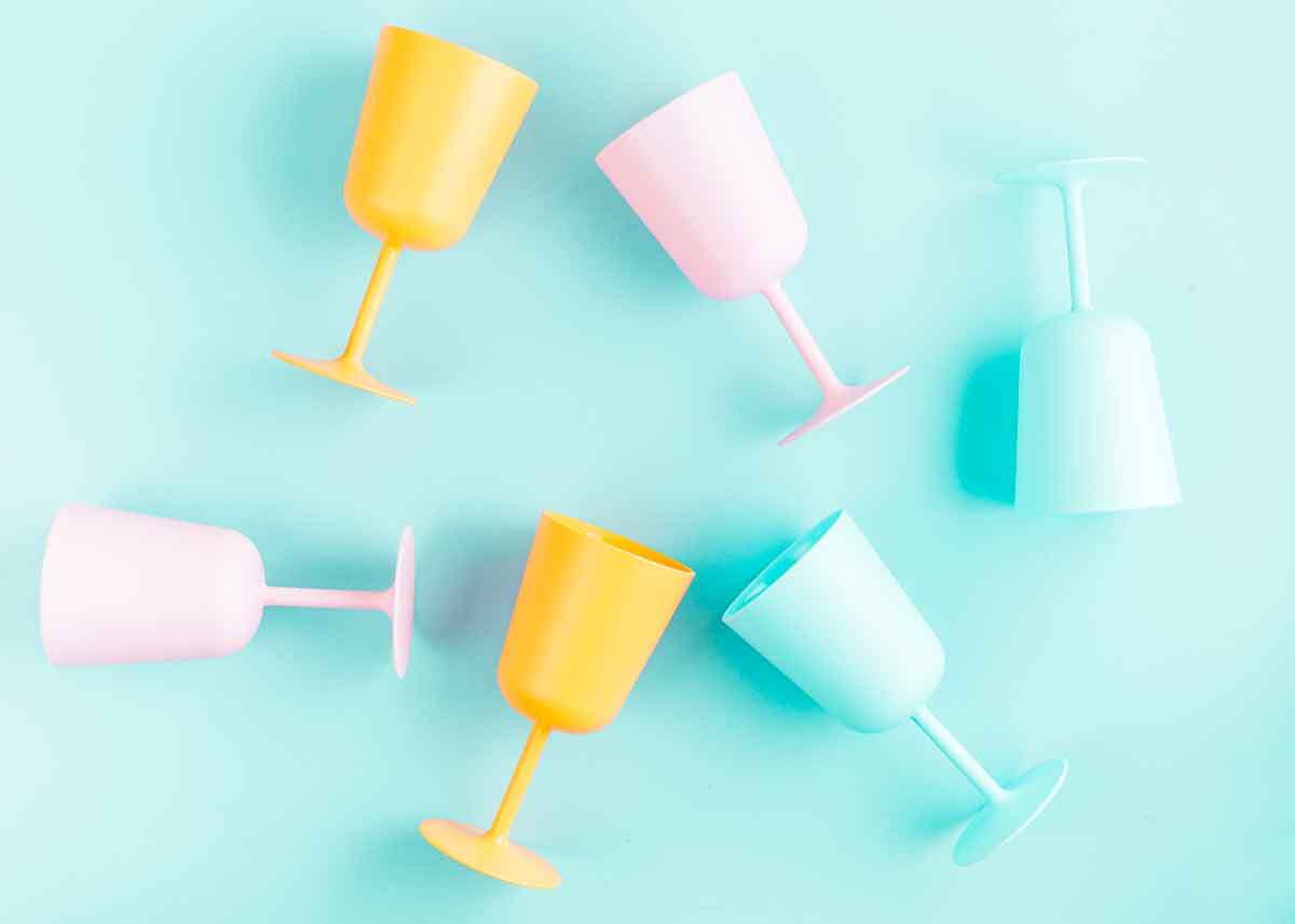 Plasticne case vino plastika