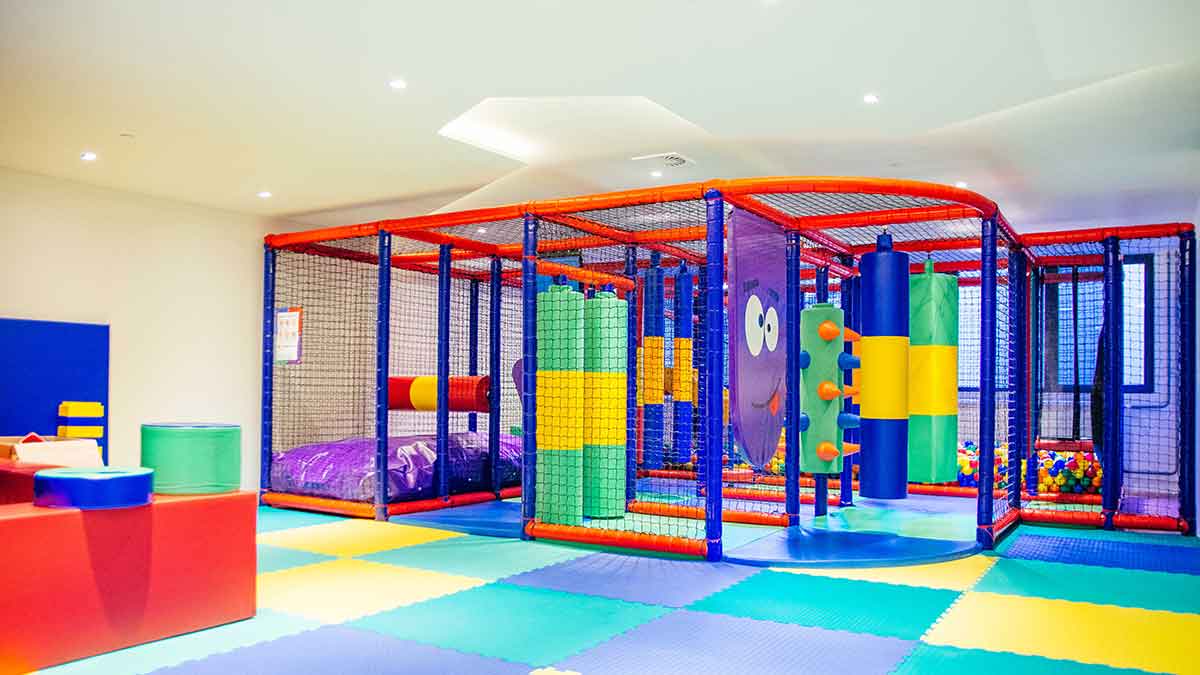 Proleće na Kopaoniku Hotel Putnik vas čeka sa posebnim paketima za Uskrs i Prvi maj!