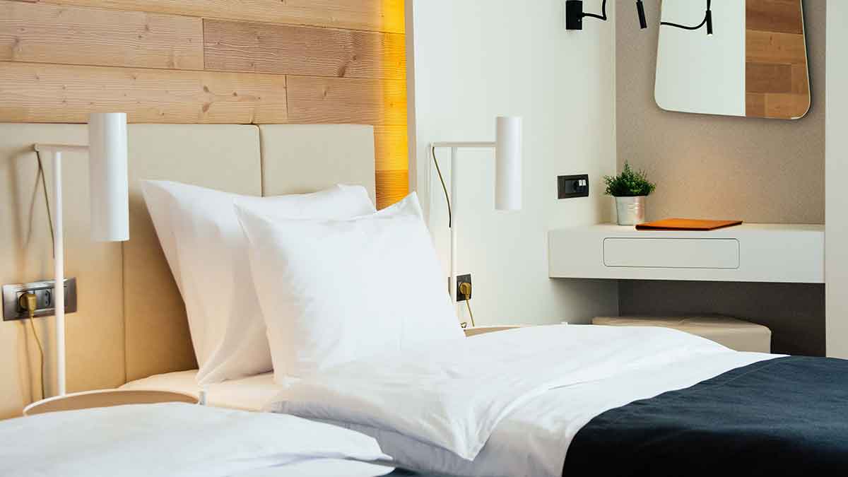 Proleće na Kopaoniku Hotel Putnik vas čeka sa posebnim paketima za Uskrs i Prvi maj!