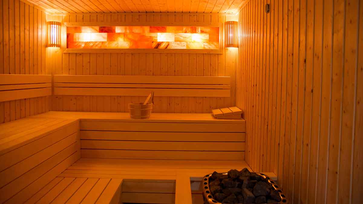 Proleće na Kopaoniku Hotel Putnik vas čeka sa posebnim paketima za Uskrs i Prvi maj!