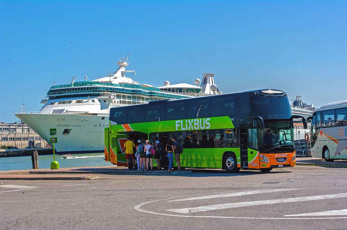 FLIXBus linija 666