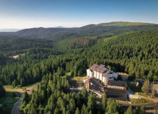 Leto na visini: Osvežavajući planinski odmor u Hotelu Putnik Kopaonik Leto na visini Osvežavajući planinski odmor u Hotelu Putnik Kopaonik