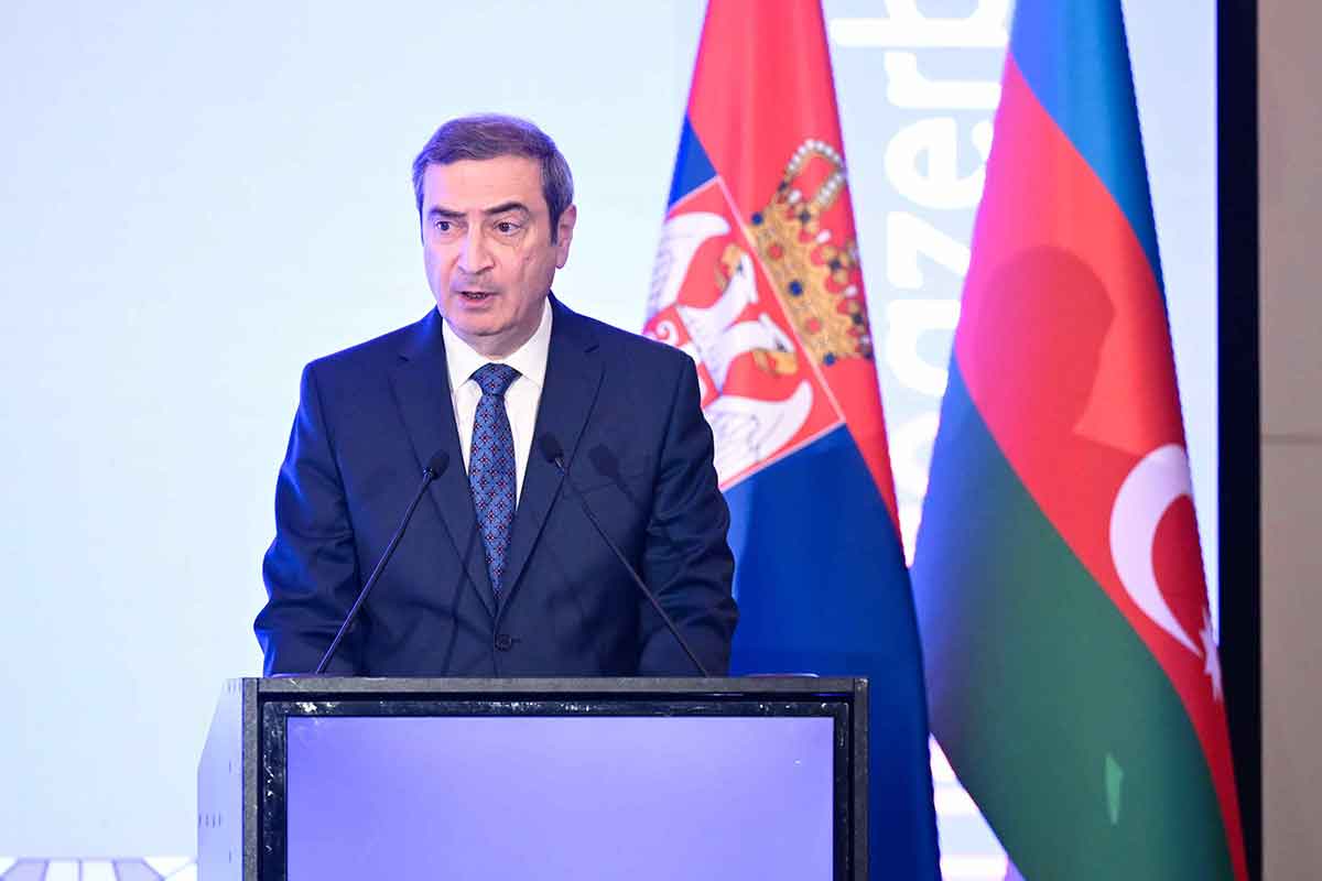 Od Beograda do Bakua za tri i po sata Nova avio-linija povezuje Srbiju i Azerbejdžan