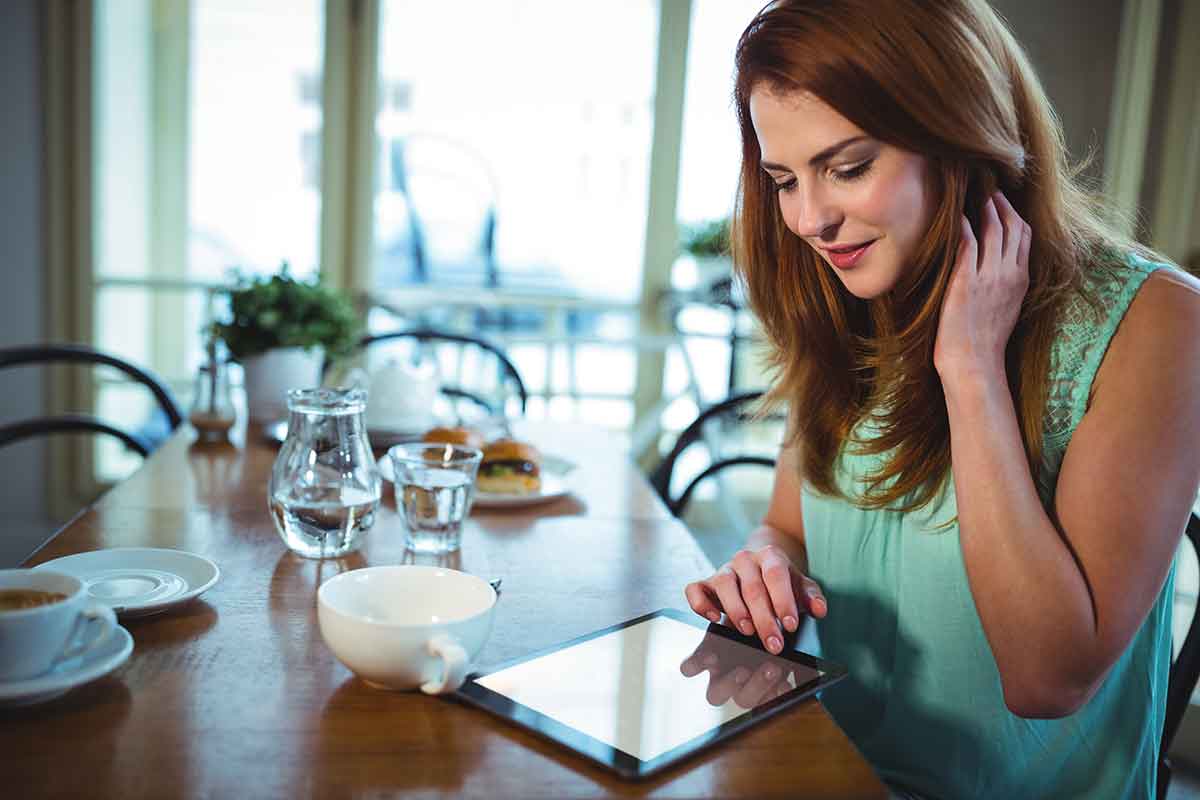 Tablet restoran gost tehnologija