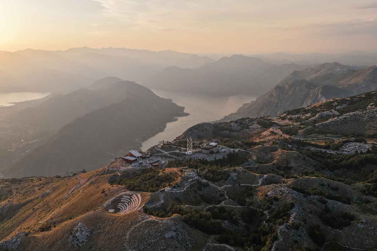 Adrenalin i hedonizam na vrhovima Lovćena Kotor Cable Car predstavlja nove atrakcije
