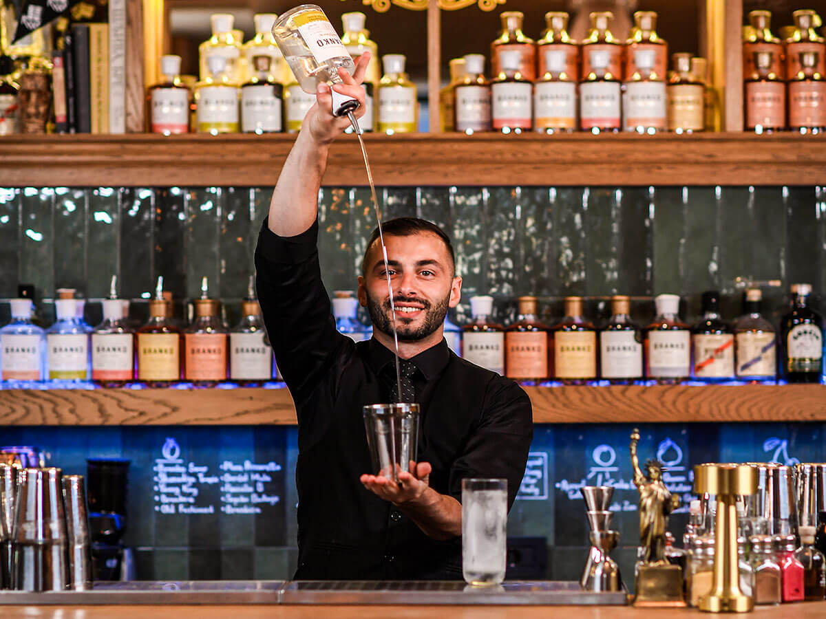 Zoran Budimirović, barmen Rakia Bara